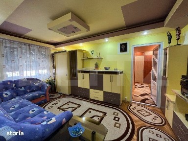 Apartament de vanzare, 3 camere, 75 mp, centrul civic
