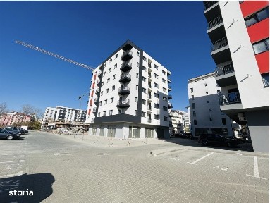 Ap finisat la cheie, 2 camere, balcon - etaj intermediar