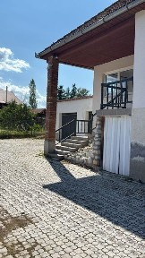 Casă de cărămidă de vânzare Izvorul Mureș