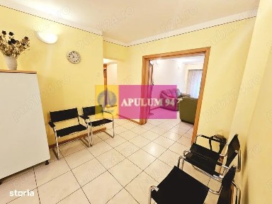 Piata Unirii vanzare apartament 4 camere, metrou si parc