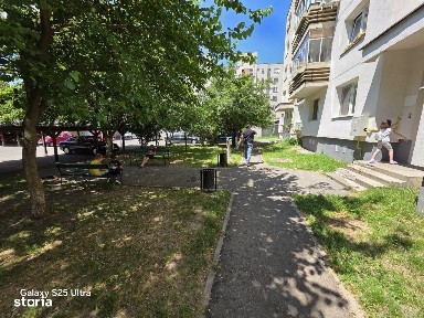 De vanzare 3 camere, 2 bai, renovat, etaj 3 din 4 in Unirii str Tisei