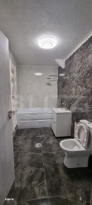 vand apartament cu 3 camere, finisat, in bloc nou