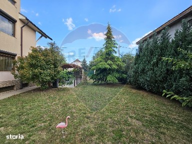 Vilă cu 5 camere de vânzare Mangalia/zona Central