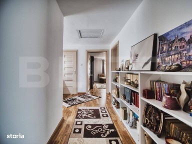 Casa de vanzare cu 5 camere, 190 mp, zona Sannicolau Mare