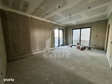 Casa individuala cu 5 camere, finisaje premium, disponibila imediat.