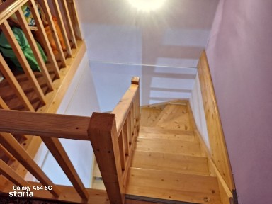 De vanzare apartament 3 camere scara interioara in Sg de Mures