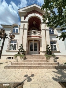 Vila, 6 camere, 520 mp, zona Titulescu