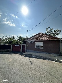 Casa cu teren de 732 mp Episcopia str. Dealului