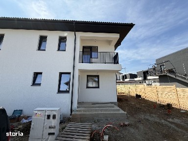 De Vânzare Duplex În Cartierul Izvor