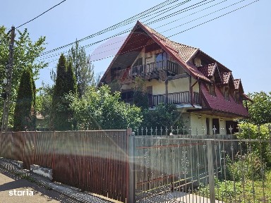 Casă / Vilă cu 6 camere de vânzare - CORNU