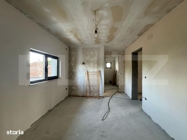 Jumatate de duplex cu 4 camere, 130 mp, in Deva