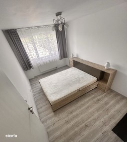 Inchiriez apartament 4 camere zona ultracentrala
