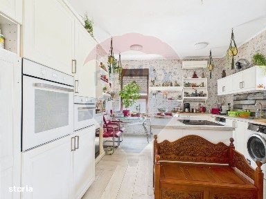 Casa pasiva autonoma Peris Cocioc 380 mp utili P+M teren 1040 mp