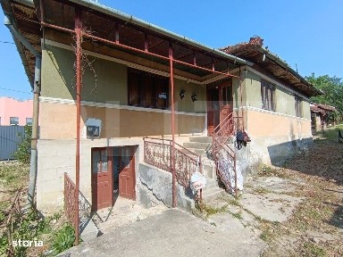 Casa cu 2 camere, 250 mp, zona sud-est