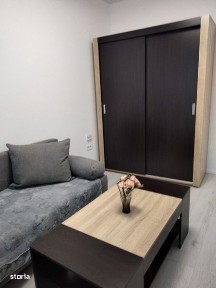 Ofer spre inchiriere garsonierain bloc nou, utilat, mobilat modern