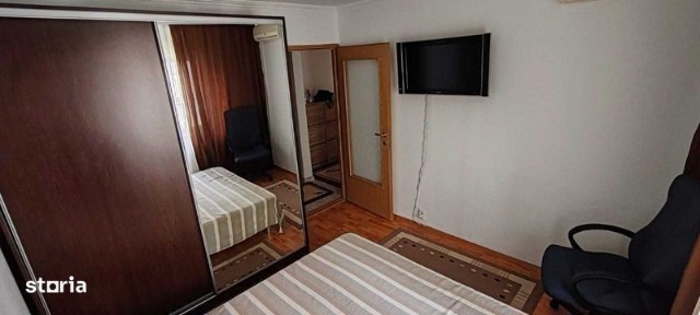 Apartament 4 camere, de vanzare in cartierul faleza sud, parcare