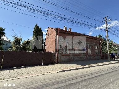 Casă centrală în Rădăuți | 939 mp teren | 180.000 €