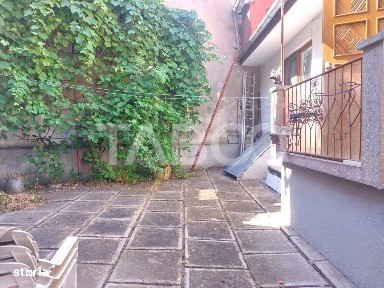 Casa 78 mpu curte proprie pretabila regim hotelier zona istorica Sibiu