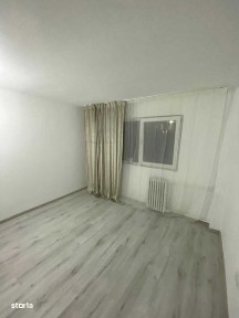 Garsoniera renovata Baza 3