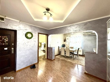 Apartament 3 camere 70 mp bloc cărămidă mobilat, utilat pe Bulevard