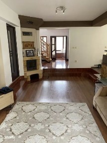 Casa deosebita, cu 14 ari teren, zona Bradet