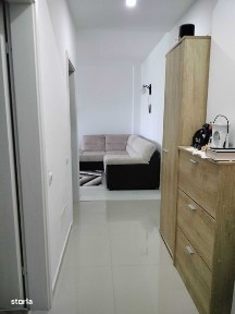 Vand apartament cu 2 cam, mobilat/utilat cu vedere la parc verde