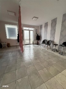 RECO Casa cu spatiu comercial in Biharia