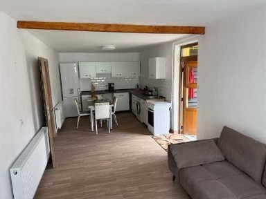 schimb cu apartament -garsoniera-penthouse +- dif