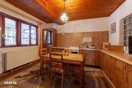 Casa rustica P+1 in zona de deal - Bogati, AG