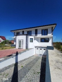 Casa individuala 262 mp, teren 1337 mp, in Mihai Viteazu