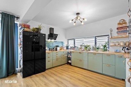 Vand Duplex, cu curte proprie, Eficient-Energetic, in Cristian-Brasov