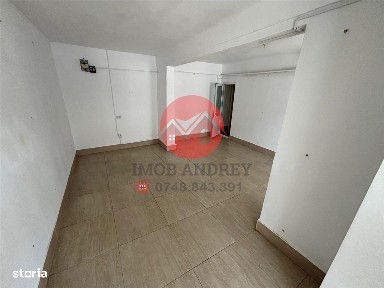 Spatiu comercial 30 mp, parter bloc, zona Vest, ideal afaceri diverse