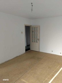 Apartament 2 camere, decomandat.