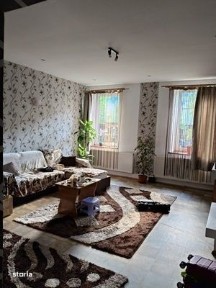 Apartament de 98mp cu grădină,central in Azuga