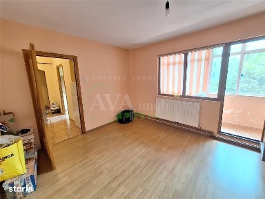 Apartament 3 camere etaj 2,zona Orizont