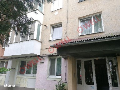 De vânzare apartament cu 3 camere pe str Libertății, Târgu Secuiesc.