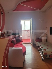 Apartament de vanzare, cu 3 camere, 70 mp, zona Revolutiei
