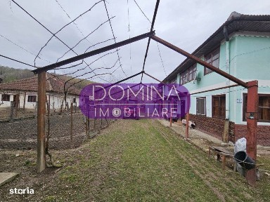 Vanzare casa P+1 situata in comuna Ciuperceni, sat Stramba-Vulcan