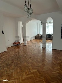 RECO Casa cu etaj zona centrala