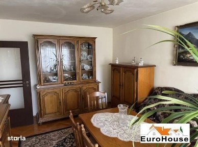 Apartament cu 4 camere de vanzare in Alba Iulia Cetate