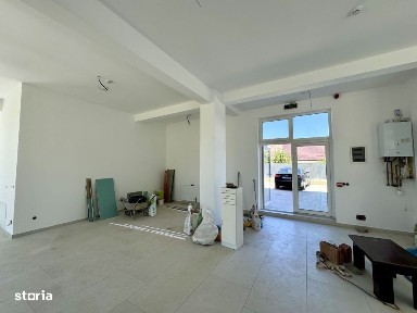 Spatiu comercial, 112 mp utili, vitrina, finisat, zona Podului IRA
