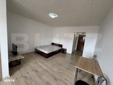 Garsoniera 32mp, Brazda lui Novac, Zona pietei din brazda