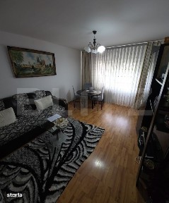 Apartament spatios, de vanzare, cu 4 camere, zona Han