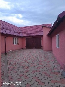 Proprietar-vand casa 4 camere plus teren,cu multiple oportunitati