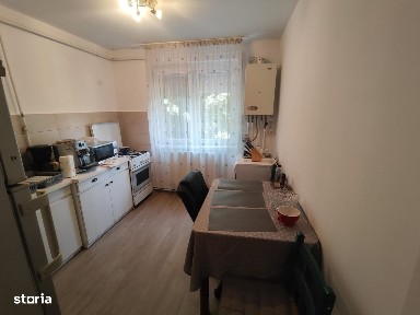Str. Florilor - ap. 2 camere, decomandat, renovat in 2023