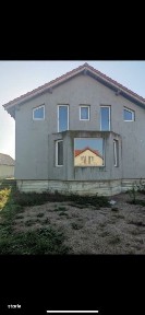 De vanzare casa cu 3 dormitoare, 10 arii de teren,15 ml Front, sat Dec
