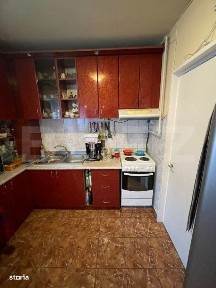 Apartament cu 4 camere, 79 mp, zona Micro 17