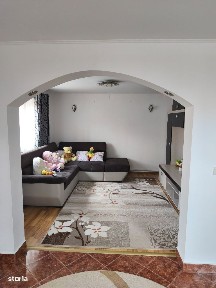 Casă de vânzare/ Vlădești Priporu