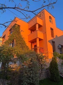 Casa de inchiriat (ultracentral!)