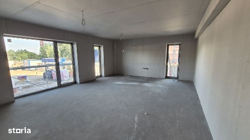 Apartament cu 5 camere 150.11 mp + curte proprie 241,17 mp - Green Lak